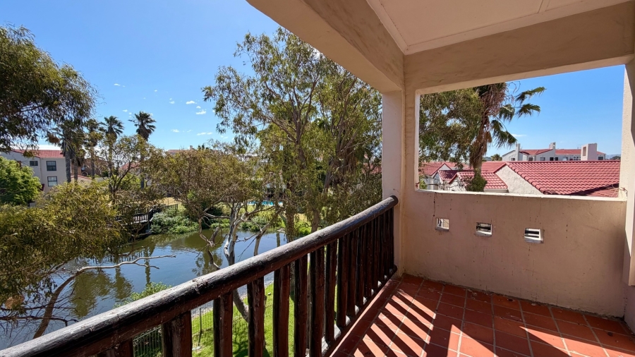 2 Bedroom Property for Sale in Greenways Golf Estate Western Cape